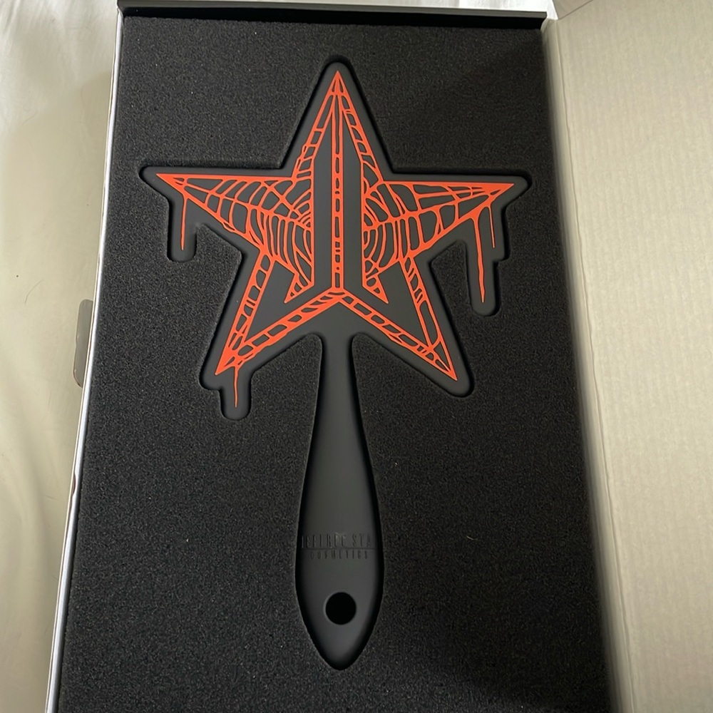 Jeffree Star mirror - black soft touch